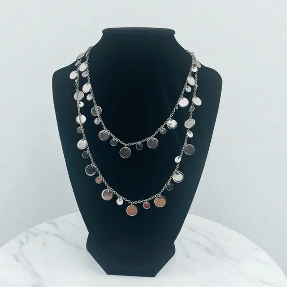 Lia Sophia Panorama Elegant Silvertone Long Disc Necklace Retired/Vintage - Picture 2 of 4